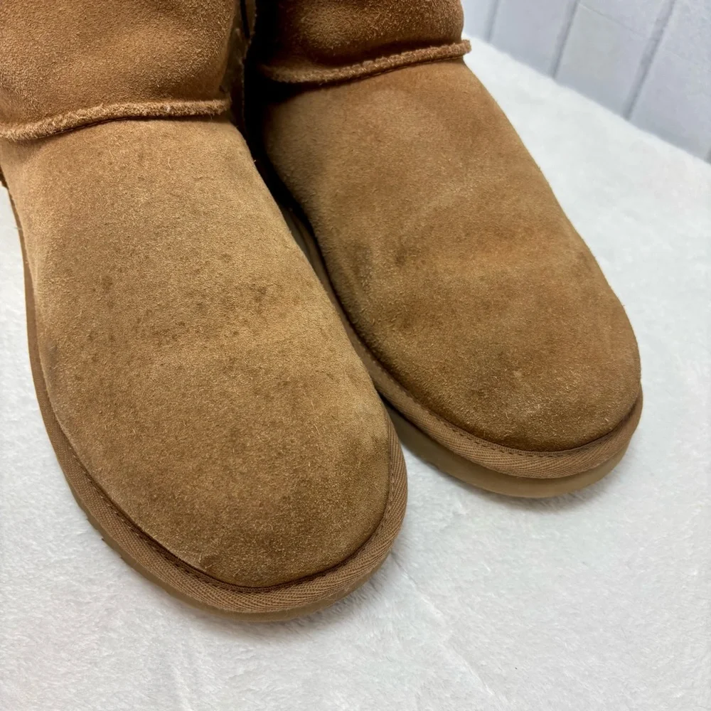 UGG CLASSIC MINI‎ BAILEY BOW PUNK PLAID CHESTNUT BOOTS Vibrant Fur Lining Size 9